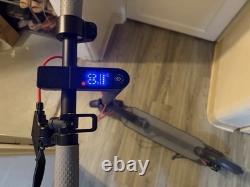 AOVOPRO TMAX 500W 10' Foldable Electric Scooter, 22MPH with Dual Braking System