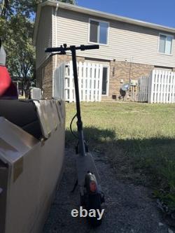 Electric Scooter (Has One Flat Tire) for Adults 500W Motor 8.5 inch tire