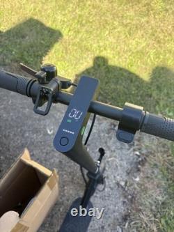 Electric Scooter (Has One Flat Tire) for Adults 500W Motor 8.5 inch tire