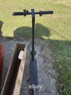 Electric Scooter (Has One Flat Tire) for Adults 500W Motor 8.5 inch tire