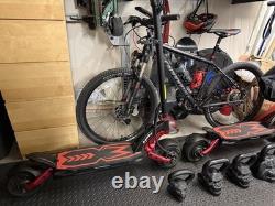 Kaabo Mantis 8 dual motor 25 mph Electric Scooter with Charger / Light w Horn