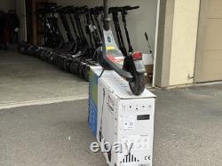 NIU KQi 200P Foldable Electric Kick Scooter with 34 mi Max Range