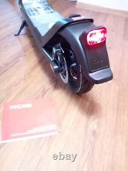 New NIU KQi3 Pro Foldable Electric Scooter, 20 Mph, 31 Mi Range, 350W -Adult