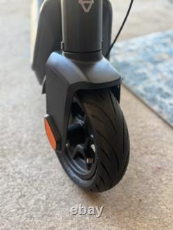 Niu? KQi3 Pro 350 Watts Kick Electric Scooter Black (K3P31EB1A11)