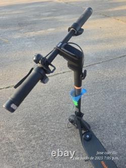 Segway NinebotMAXG2 Electric KickScooter Ride-On with 1000W Motor