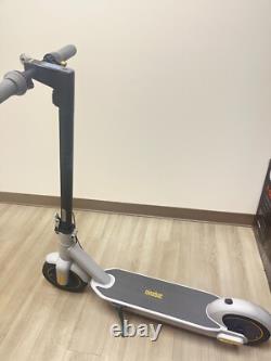Segway Ninebot Max G30LP Electric Scooter 18.6MPH Max Speed 25-Mile (Used)